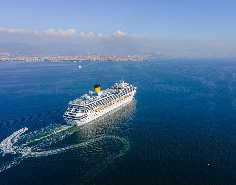 Joyas del Mediterráneo: Marsella y Savona con Costa Cruceros