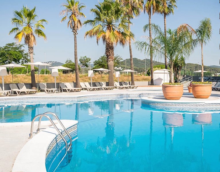 Disfruta de este verano en Santa Susanna: relax, sol y cero estrés