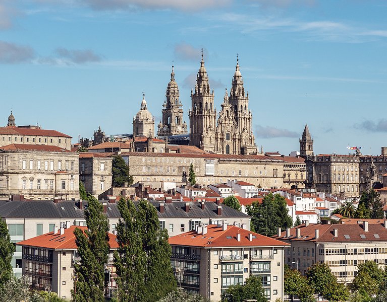 Esencia gallega en estado puro: hotel 4* en Santiago de Compostela