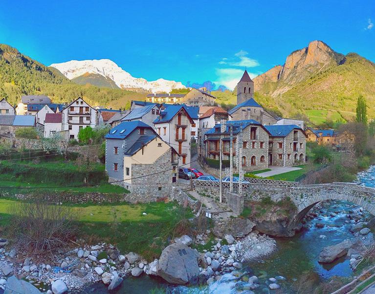 ¡El Pirineo Aragonés te espera! Descubre Bielsa