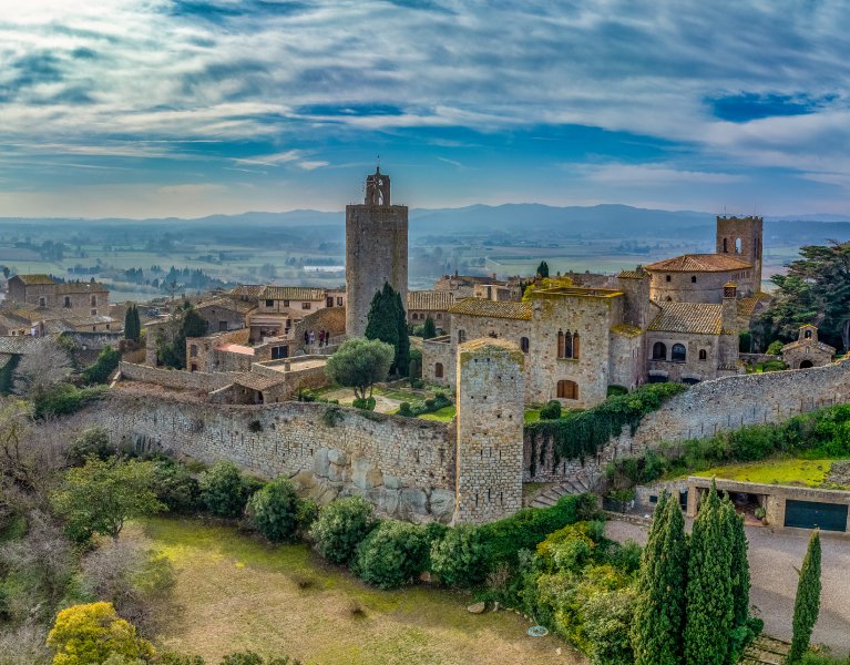 Pals: esencia medieval y playas de ensueño en la Costa Brava