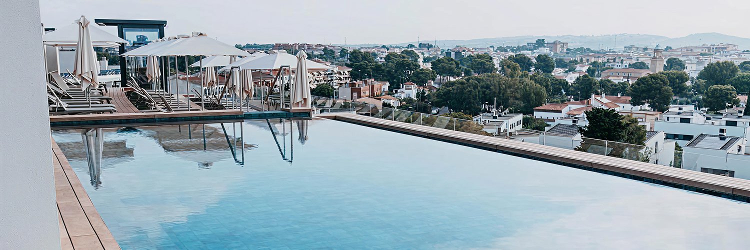 Resort 4* en primera línea de playa: lujo en la Costa Dorada