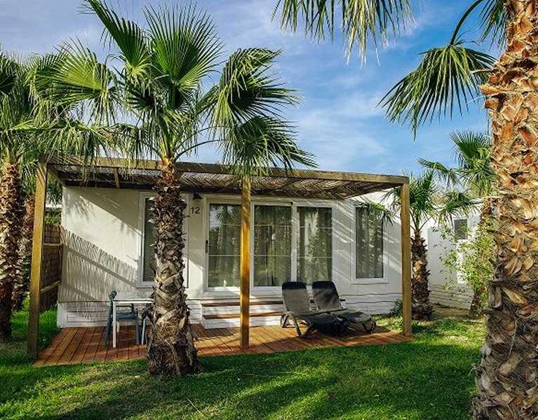 ¡Despierta frente al mar! Escapada por la Costa Dorada en resort de Miami Platja