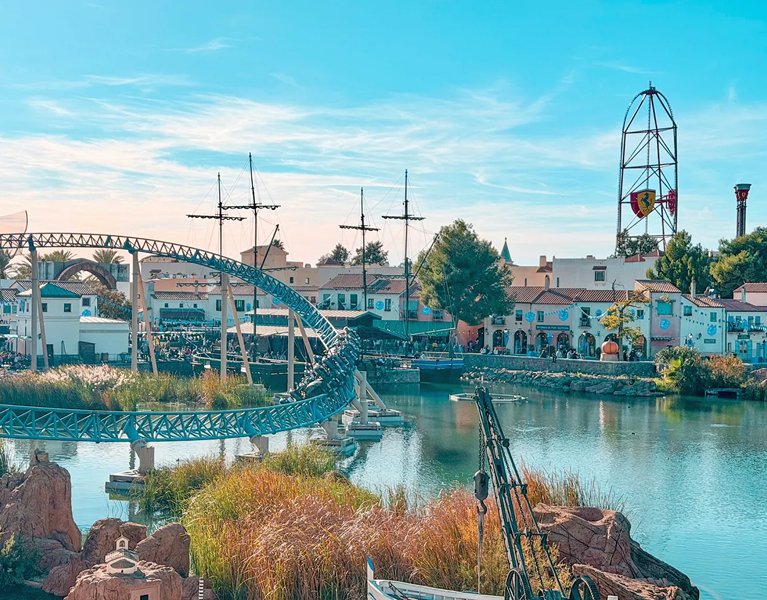 PortAventura World: hotel 4* dentro del parque y emociones ilimitadas