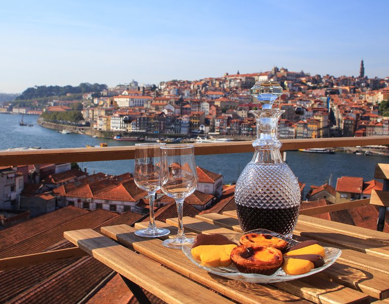 Oporto con cata de vinos y crucero por el Duero