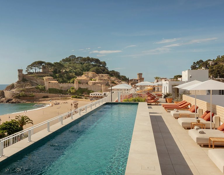 Lujo 5* en Tossa de Mar: experiencia VIP frente al Mediterráneo