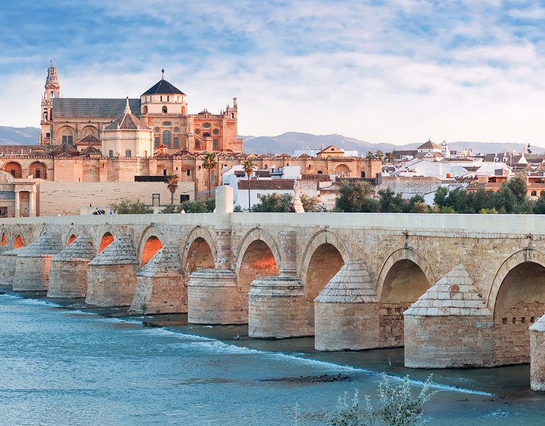 De los patios a la mezquita, descubre los encantos de Córdoba