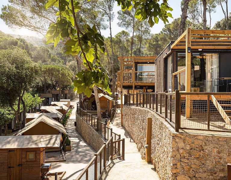 Un rincón único en la Costa Brava: tu escapada en un ecoresort