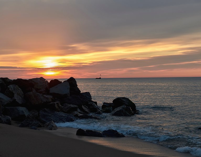 ¡Tu verano en Malgrat de Mar! Hotel en primera línea de playa