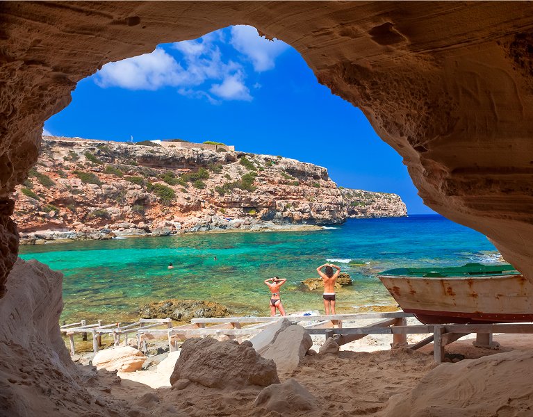 ¡Rumbo a Formentera! Resort 4* con Todo Incluido + FERRY incluido