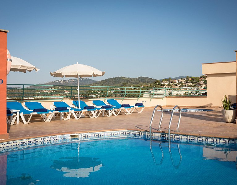 Vacaciones familiares en hotel 4* en Santa Susanna (Costa del Maresme)