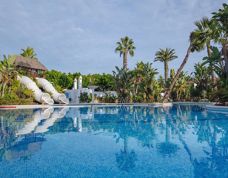 Desconecta en la Costa Blanca: resort 5 estrellas exclusivo