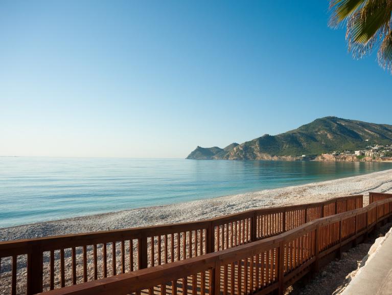 Vacaciones en el Albir: desconexión y relax en la Costa Blanca