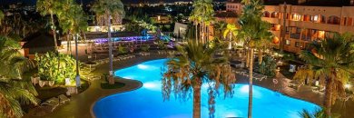 Vive Estepona en pensión completa y disfruta sin límites