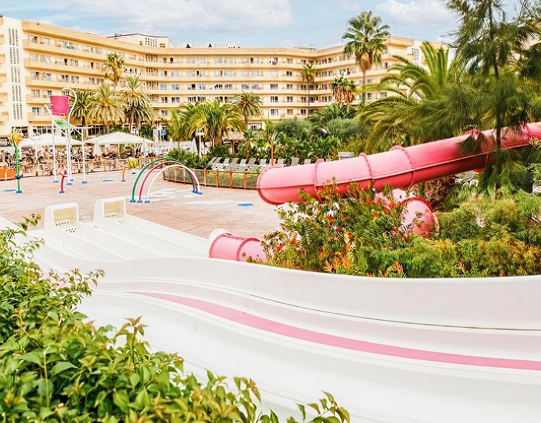 ¡Especial Familias! Todo Incluido en hotel con toboganes en Salou