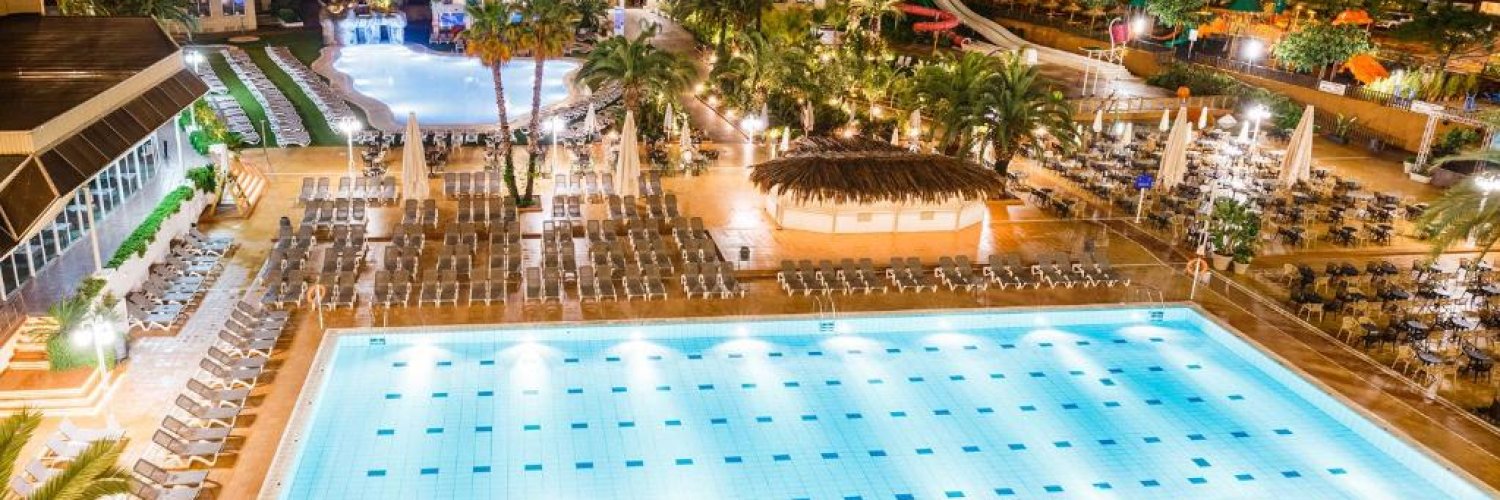 ¡Especial Familias! Todo Incluido en hotel con toboganes en Salou