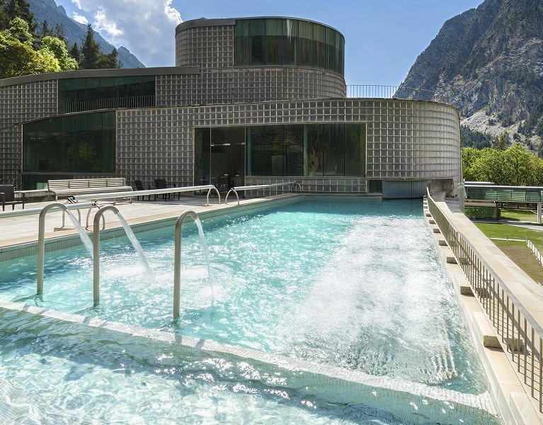 ¡Escapada de desconexión! Balneario de Panticosa con circuito termal