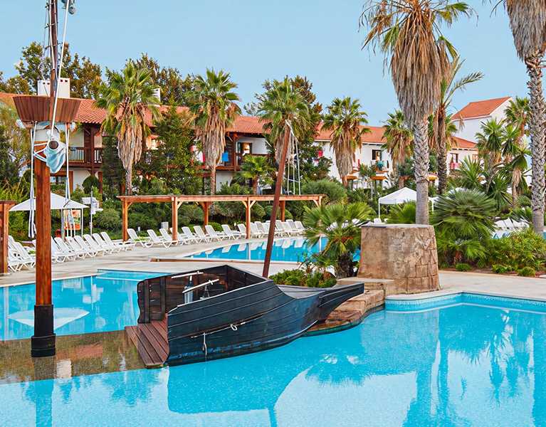 Vive la experiencia más completa de PortAventura en el Hotel El Paso 4*