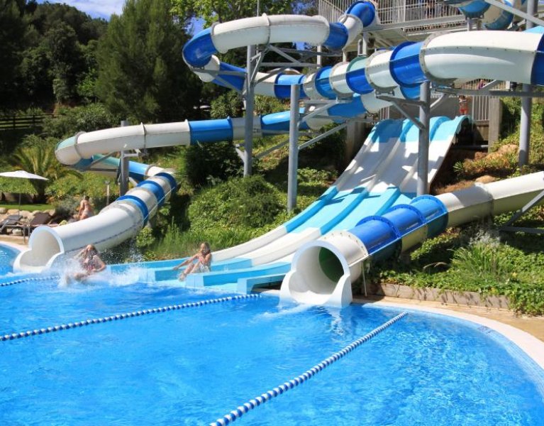 Diversión acuática en Lloret de Mar: hotel 4* con toboganes incluidos
