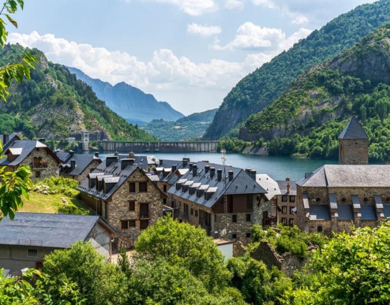 Julio, Agosto y Septiembre en Formigal en hotel 4* con SPA (Pirineo Aragonés)