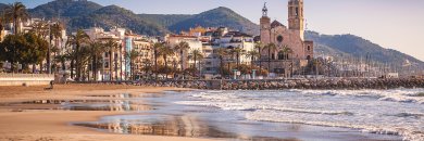 Este junio disfruta de Sitges en hotel 4* con desayunos