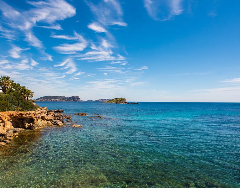 Descubre la Ibiza más auténtica desde Es Canar