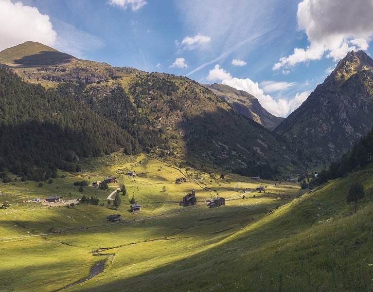 Escapada de alta montaña en Andorra ¡abre la ventana a los Pirineos!