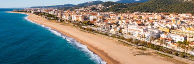 Malgrat de Mar a pie de playa: descubre el paseo marítimo y la Costa del Maresme