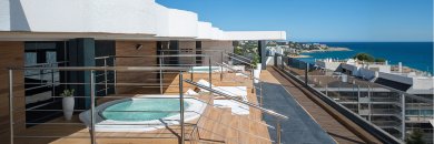 ¡Planazo en Salou! Hotel Adults Recommended con Sky Bar con vistas al mar
