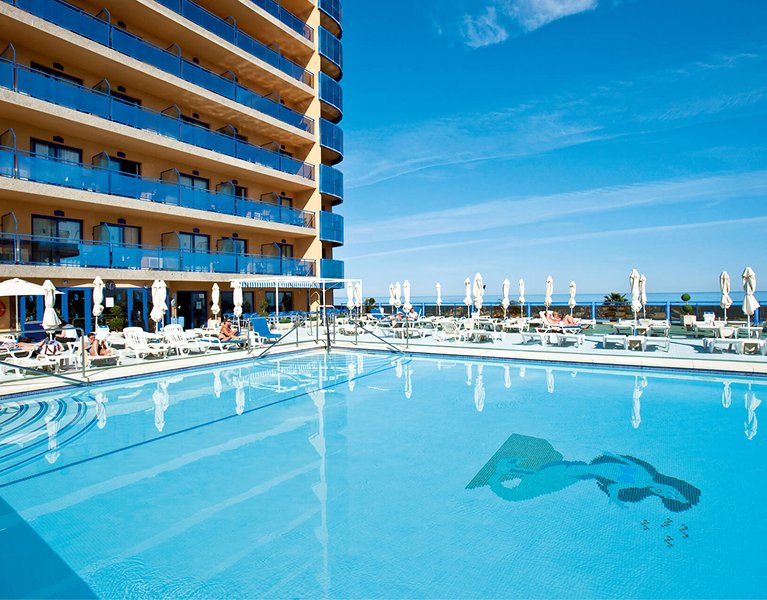 Fuengirola en primera línea de mar en hotel 4* ¡Adults Recommended!