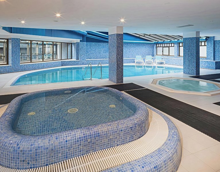 Relax entre montañas: hotel 4* con spa en Andorra