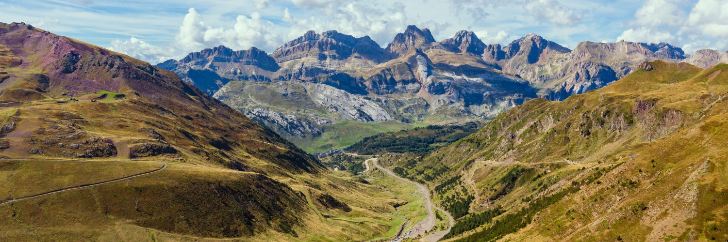 Escápate al entorno privilegiado de Candanchú (Pirineo Aragonés)