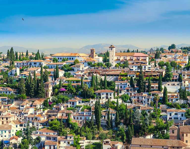Alhambra, tapas y hotel 4*: Granada se vive desde el centro