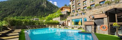 Disfruta de Andorra en un hotel 4* rodeado de montañas