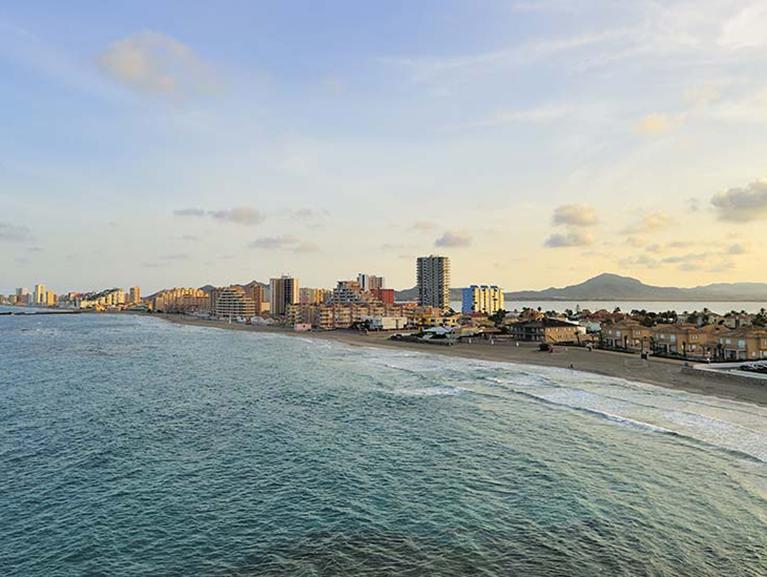 ¡La Manga del Mar Menor te espera en Todo Incluido Premium!