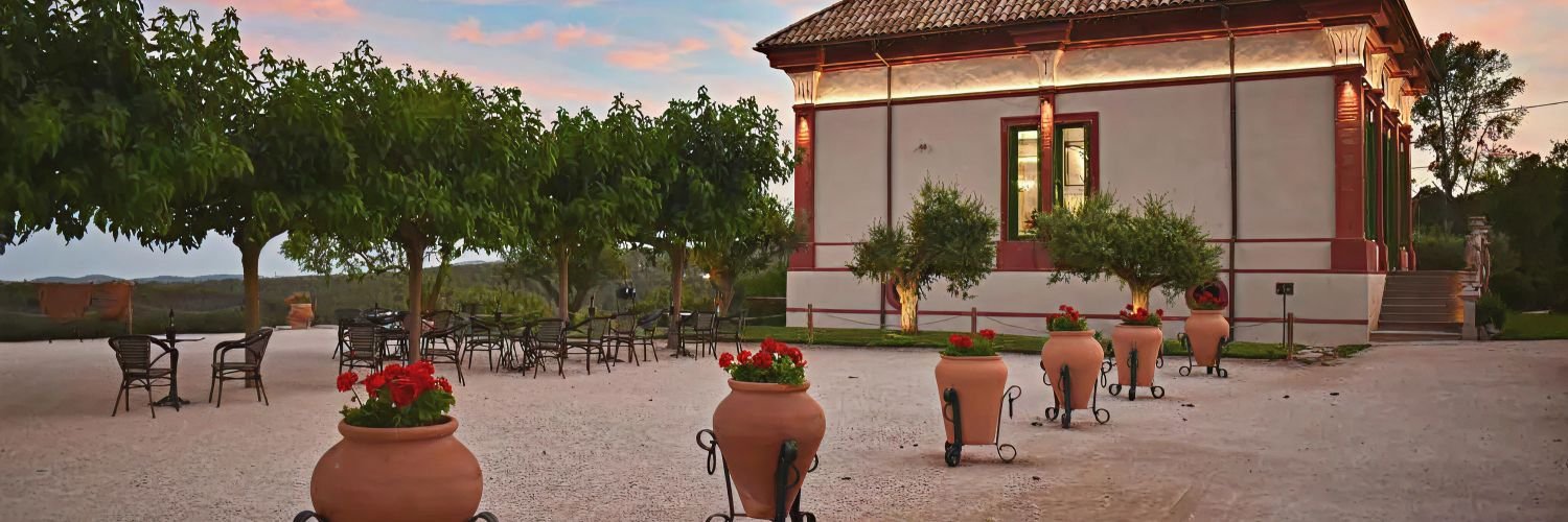 Lujo entre viñedos solo para adultos: 5* en el corazón del Penedès