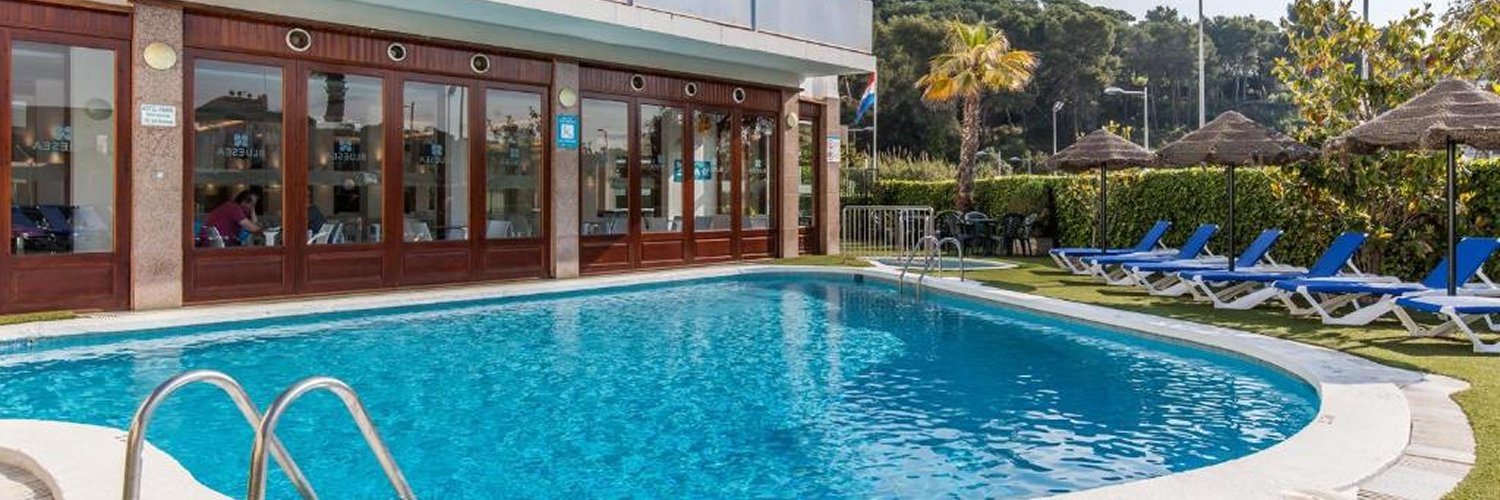Lloret de Mar en modo vacaciones: Todo Incluido, playa y sabor Mediterráneo