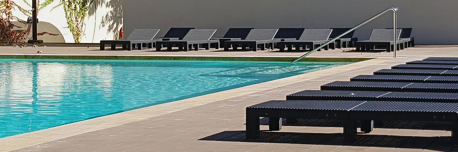 Cantabria infinita, piscina y opción de reservar con Parque de Cabárceno