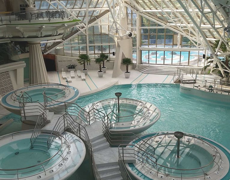 Desconecta en Andorra con SPA + Caldea en pleno centro