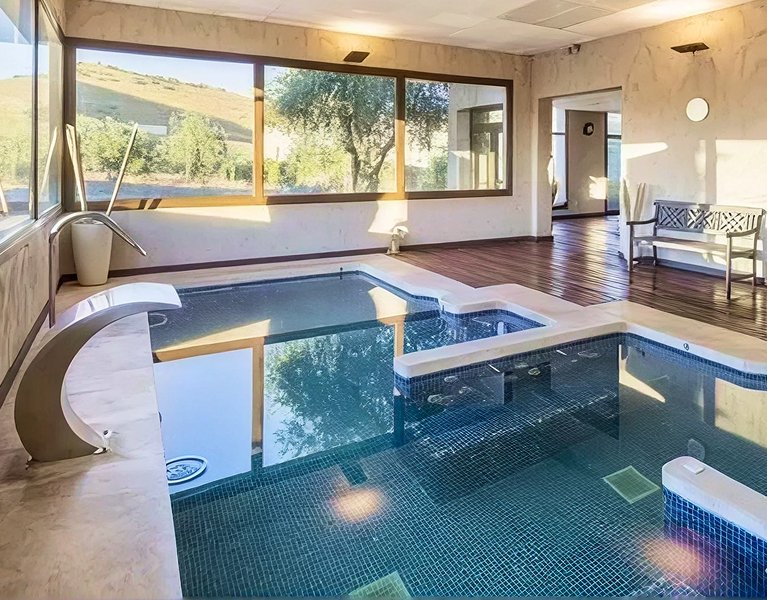 Desconexión con encanto en hotel 4* con spa en la increíble Toledo