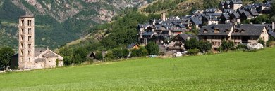 ¡Huye del calor con una escapada familiar en los Pirineos!