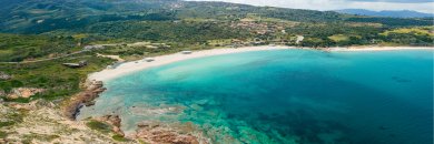 ¡Zarpamos a Cerdeña! Ferry, hotel 4* y pensión completa, ¡embarca tu coche gratis!