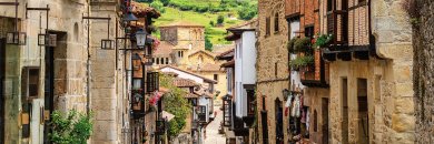  Enamórate de la joya de Cantabria: escapada a Santillana del Mar 