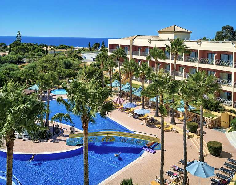 Regálate un descanso en el Algarve con acceso diario al spa