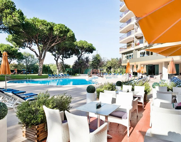 Disfruta de la Costa Brava: Blanes en hotel 4* superior