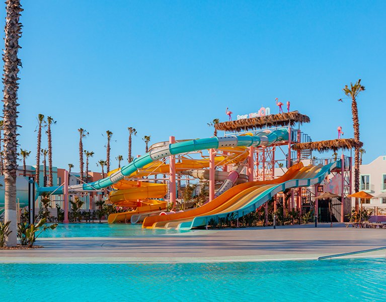 Resort 4* con parque acuático y Todo Incluido, ¡La Costa de la Luz te espera!