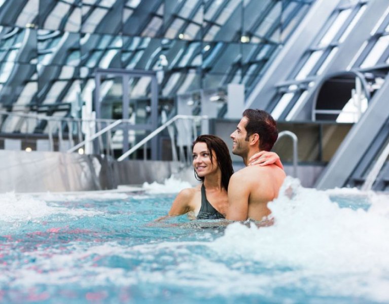 Escapada Top a Andorra solo para adultos: vive el lujo de Caldea Premium 