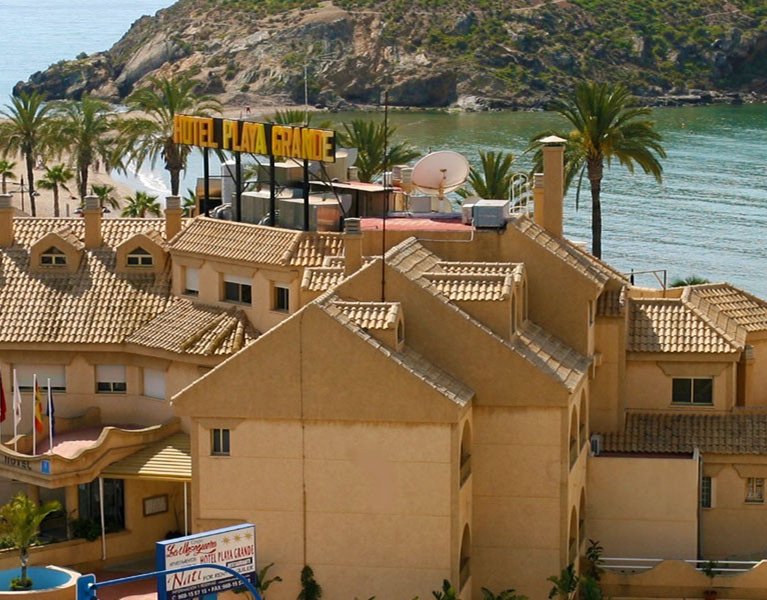 Mazarrón: vacaciones en familia con ¡1er niño GRATIS!