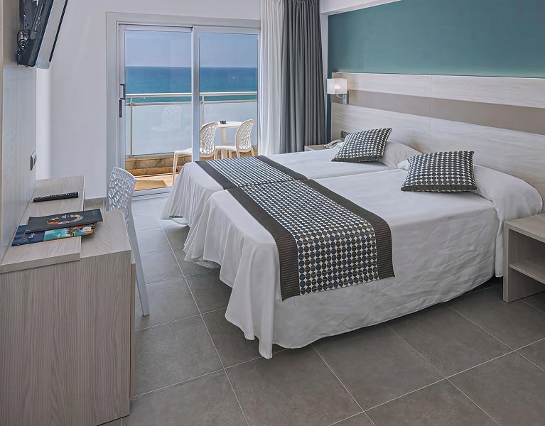 ¡Disfruta de Calafell desde la mejor ubicación junto al mar!