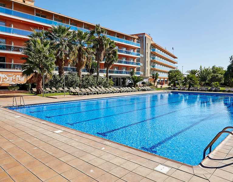 Hotel frente a la playa de Fenals en Lloret de Mar